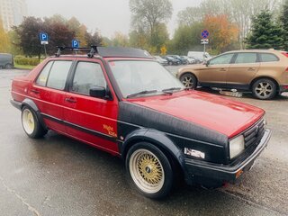 1989 Volkswagen Jetta II, красный, 175000 рублей, вид 4