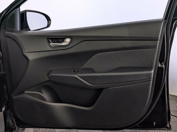 2017 Hyundai Solaris II, чёрный - вид 24