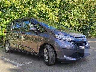 2019 Honda Freed II, серый, 1690000 рублей, вид 2