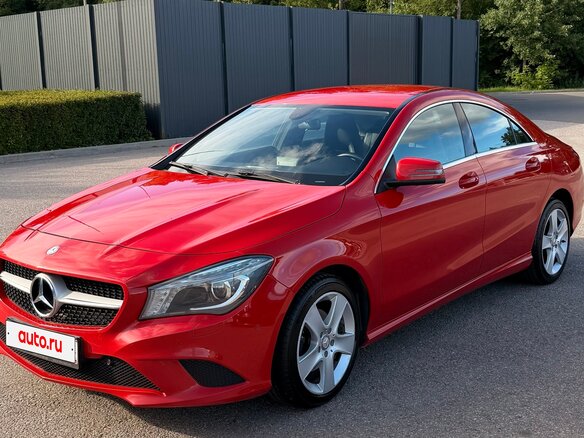 2014 Mercedes-Benz CLA 200 I (C117, X117), красный, 1500000 рублей