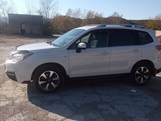 2017 Subaru Forester IV Рестайлинг 2, белый, 1990000 рублей, вид 5