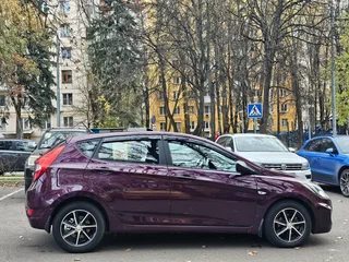 2013 Hyundai Solaris I, фиолетовый, 640000 рублей, вид 2