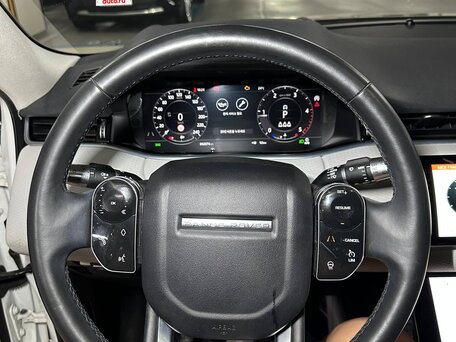 2019 Land Rover Range Rover Evoque II, белый, 2800000 рублей, вид 4