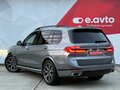 2022 BMW X7 40i I (G07) Рестайлинг, серый - вид 5
