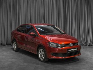 2014 Volkswagen Polo V, красный, 929000 рублей, вид 1