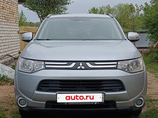 2012 Mitsubishi Outlander III, серебристый, 1350000 рублей, вид 1