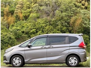 2022 Honda Freed II Рестайлинг, серый, 1175000 рублей, вид 3