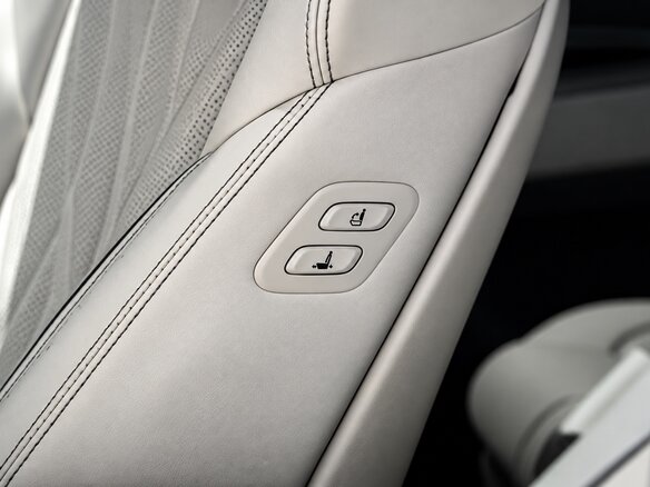 2025 Genesis GV70 I Рестайлинг, белый, 6800002 рублей - вид 14