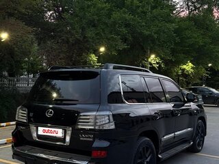 2008 Lexus LX 570 III, чёрный, 2400000 рублей, вид 3