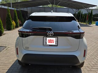 2022 Toyota Yaris Cross I, белый, 2100000 рублей, вид 4