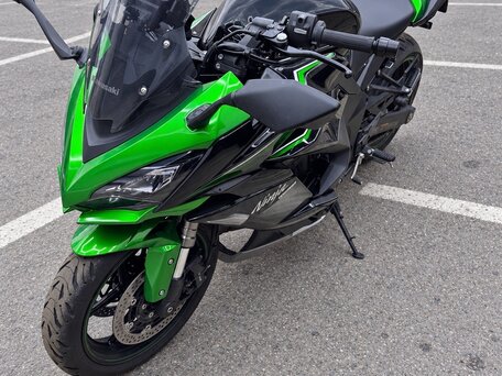2023 Kawasaki Ninja 1000 SX, чёрный, 1500000 рублей, вид 2