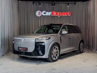 Voyah Taishan X8