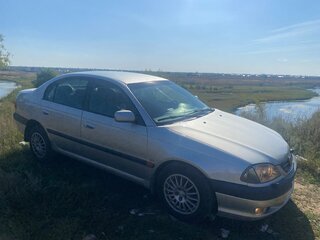 2000 Toyota Avensis I Рестайлинг, серебристый, 630000 рублей, вид 5