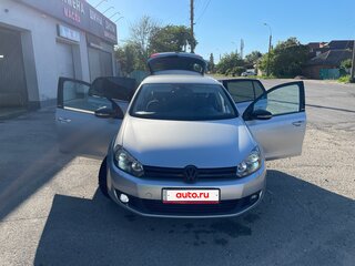 2012 Volkswagen Golf VI, серебристый, 1199999 рублей, вид 4