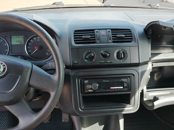 2012 Skoda Fabia II Рестайлинг, бежевый - вид 7