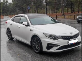 2018 Kia Optima IV Рестайлинг, белый, 1900000 рублей, вид 4