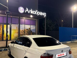 2006 BMW 3 серии 323i V (E90/E91/E92/E93), белый, 1300000 рублей, вид 3