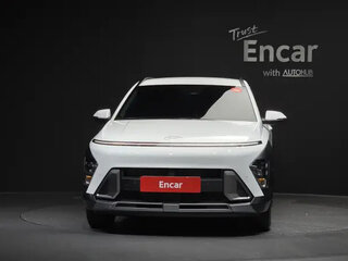 2023 Hyundai Kona II (SX2), белый, 1800000 рублей, вид 1