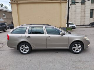 2012 Skoda Octavia II (A5) Рестайлинг, бежевый, 780000 рублей, вид 2