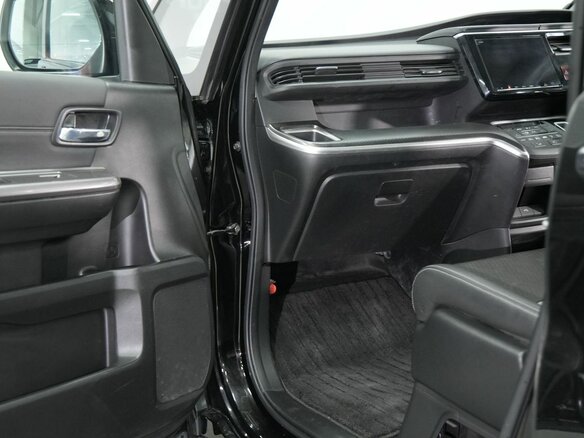 2018 Honda Stepwgn Spada V Рестайлинг, чёрный, 2350000 рублей - вид 12