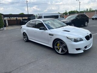 2006 BMW 5 серии 530i V (E60/E61), белый, 1240000 рублей, вид 2