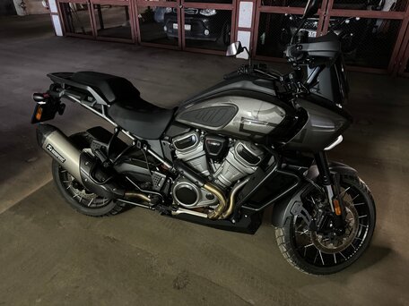 2023 Harley-Davidson Pan America Special, серый, 1600000 рублей, вид 3