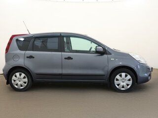 2011 Nissan Note I Рестайлинг, серый, 799000 рублей, вид 3