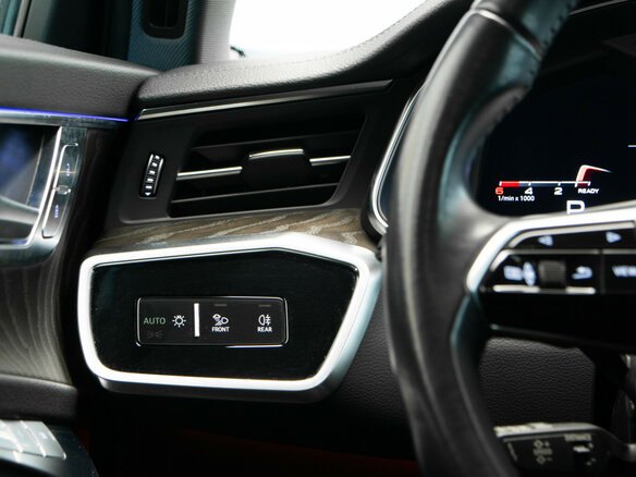 2020 Audi A6 40 TDI V (C8), белый - вид 13