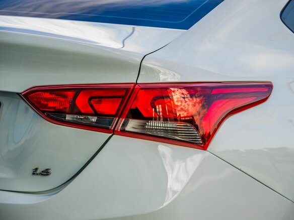 2018 Hyundai Solaris II, белый - вид 11
