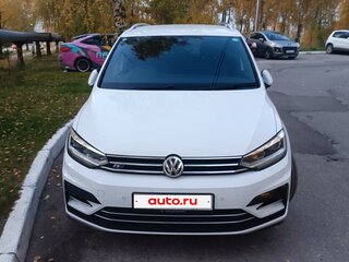 2020 Volkswagen Touran L II, белый, 2230000 рублей, вид 3