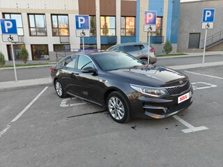 2017 Kia Optima IV, коричневый, 1600000 рублей, вид 3