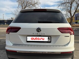 2017 Volkswagen Tiguan II, белый, 2850000 рублей, вид 5