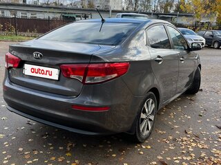 2016 Kia Rio III Рестайлинг, серый, 950000 рублей, вид 3