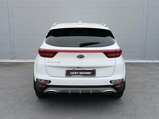 2018 Kia Sportage IV Рестайлинг, белый, 2124000 рублей, вид 5
