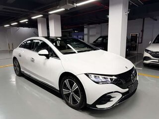 2025 Mercedes-Benz EQE 500, белый, 6360000 рублей, вид 3