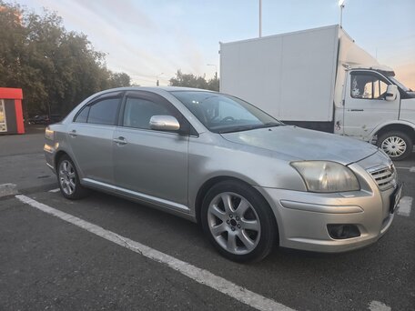 2007 Toyota Avensis II Рестайлинг, серебристый, 735000 рублей, вид 3