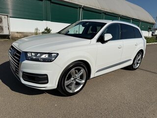 2017 Audi Q7 II (4M), белый, 3700000 рублей, вид 1