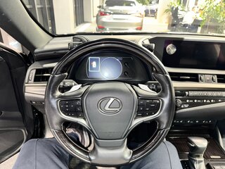 2019 Lexus ES 250 VII, чёрный, 3750000 рублей, вид 5