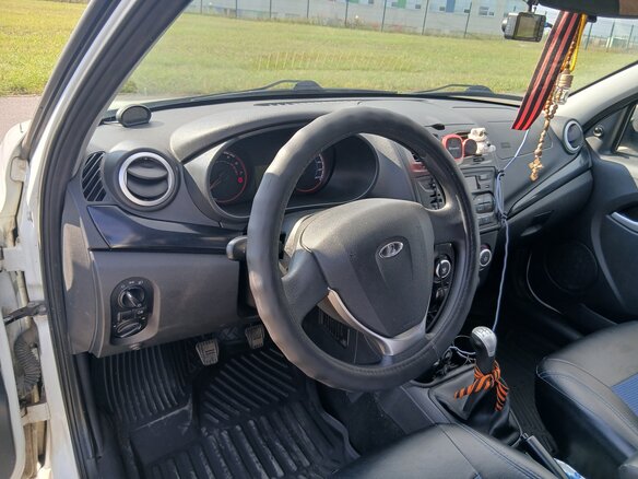 2017 Lada (ВАЗ) Kalina Cross II, белый, 565000 рублей - вид 12