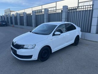 2019 Skoda Rapid I Рестайлинг, белый, 767000 рублей, вид 1