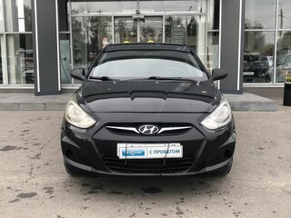 2013 Hyundai Solaris I, чёрный, 552000 рублей, вид 2