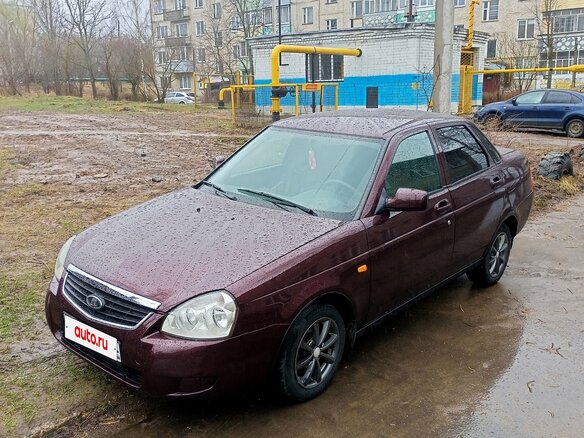 2011 Lada (ВАЗ) Priora I, красный