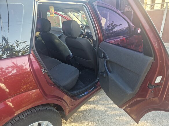 2004 Ford Focus I Рестайлинг, пурпурный, 450000 рублей - вид 17