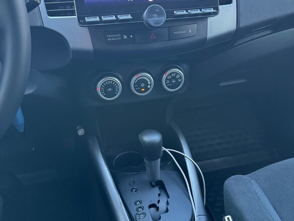2007 Mitsubishi Outlander II, чёрный, 980000 рублей - вид 12
