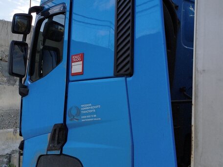 2018 Renault T-Series, синий, 4335000 рублей, вид 3