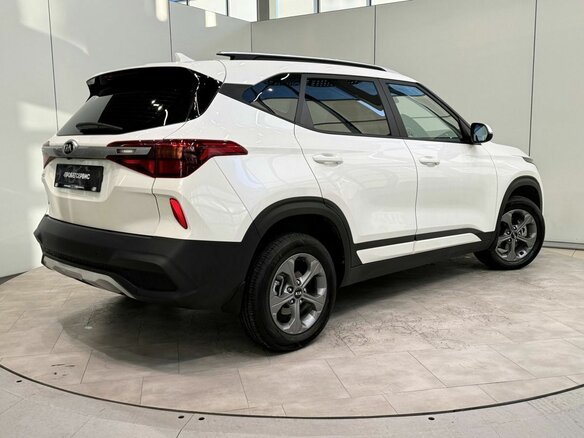 2021 Kia Seltos I, белый - вид 4