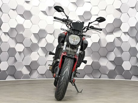 2016 Yamaha MT-07 (FZ-07), красный, 725000 рублей, вид 5