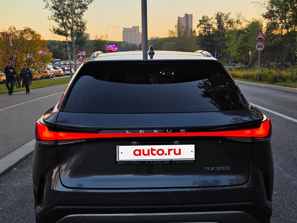2024 Lexus RX 350 V, серый, 8500000 рублей - вид 2