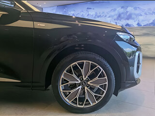 2026 Audi Q5 L III (GU), чёрный, 5190000 рублей, вид 3