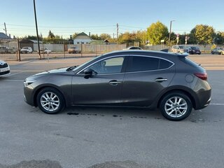 2017 Mazda Axela III Рестайлинг, коричневый, 1390000 рублей, вид 4